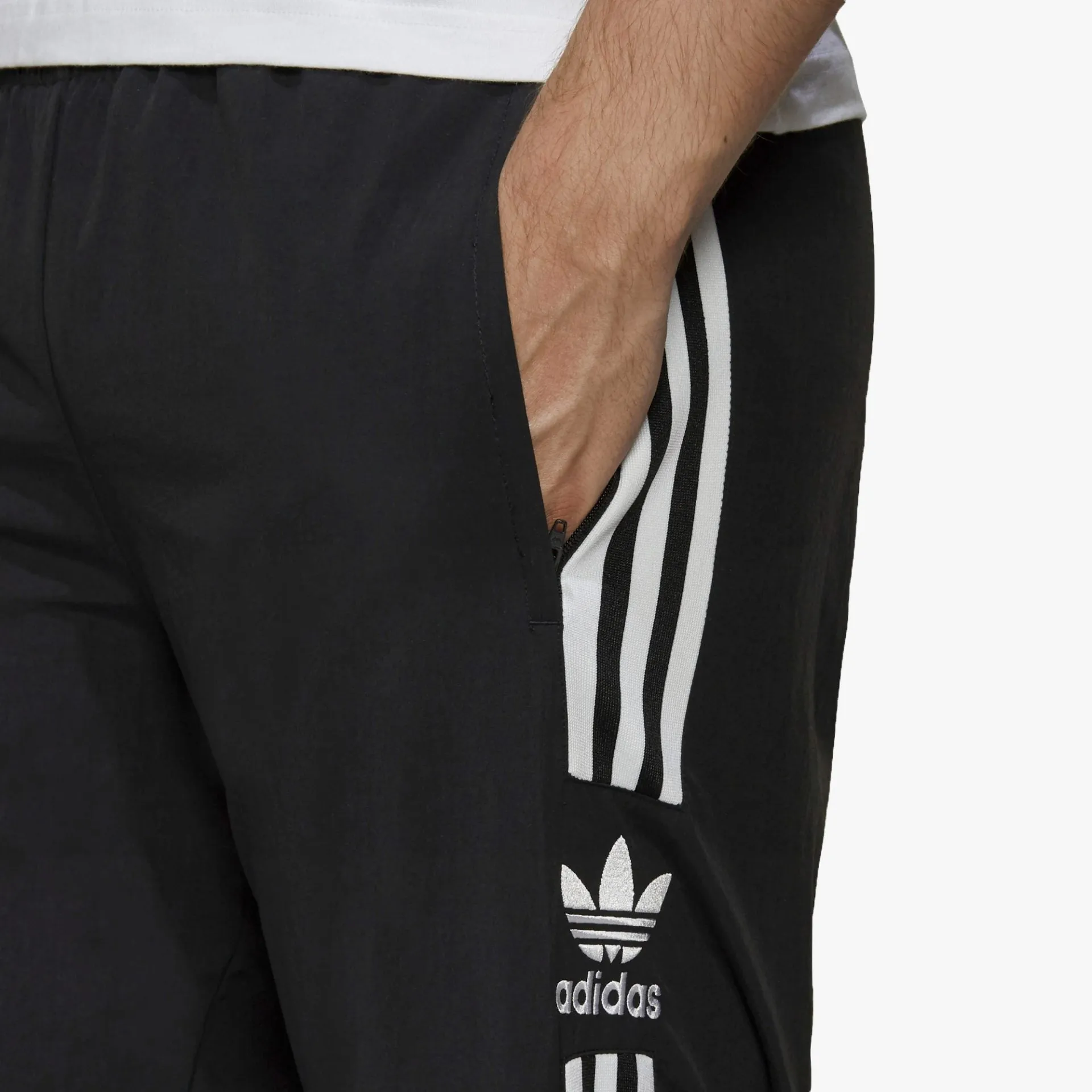 Adidas Originals | ADICOLOR CLASSICS LOCK-UP TREFOIL TRACK PANTS { BLACK