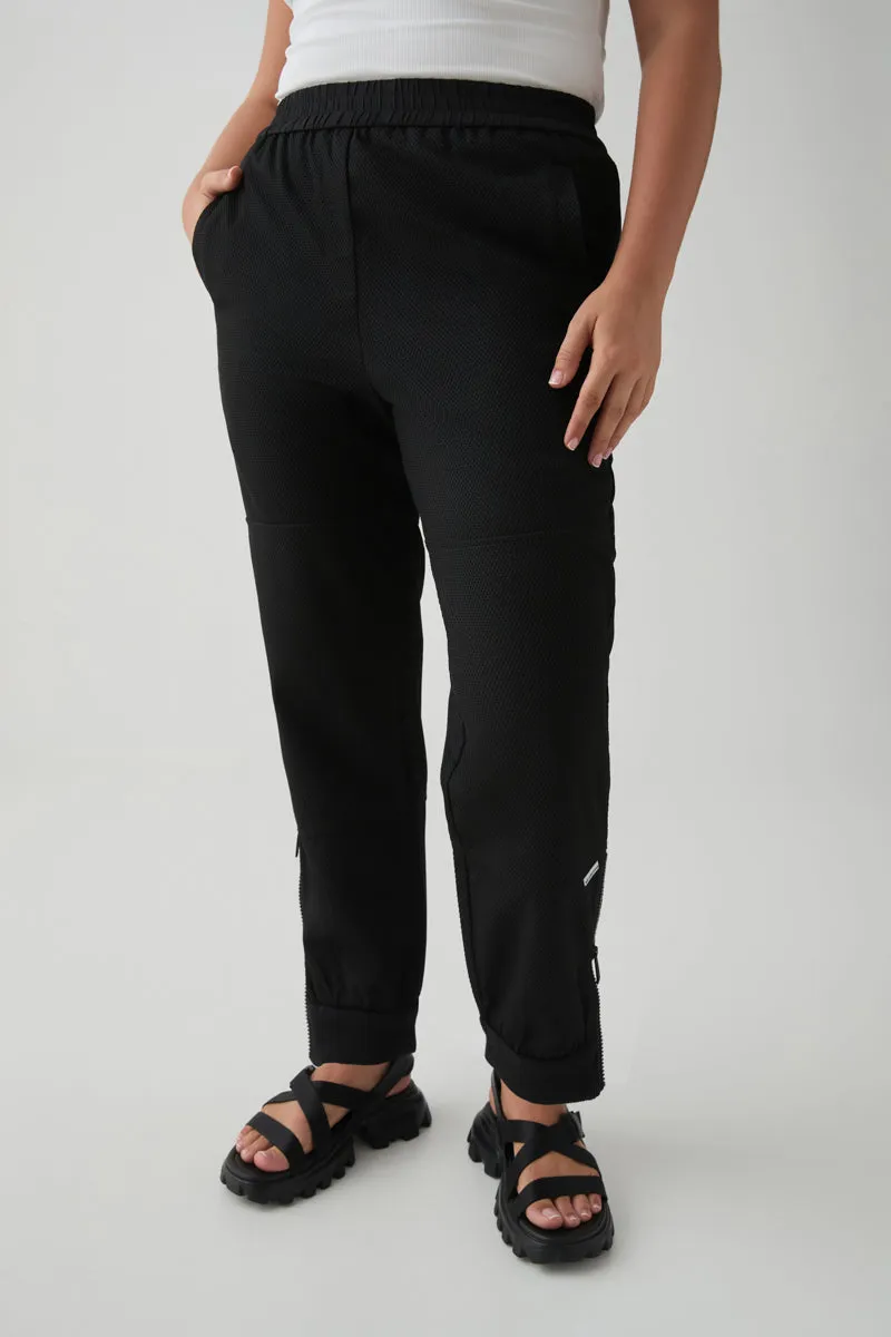 Bonded Mesh Trackpant 519