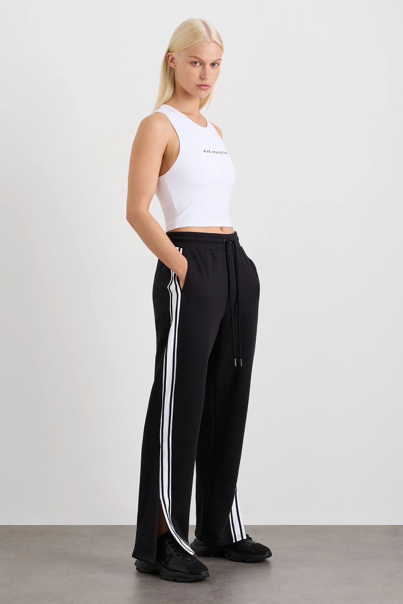 Contrast Zip Trackpants 504