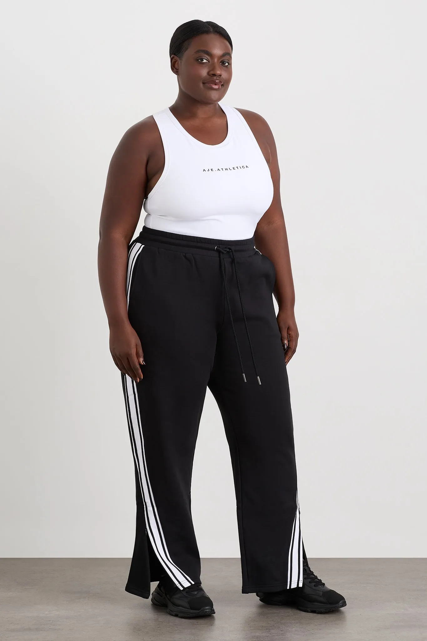 Contrast Zip Trackpants 504