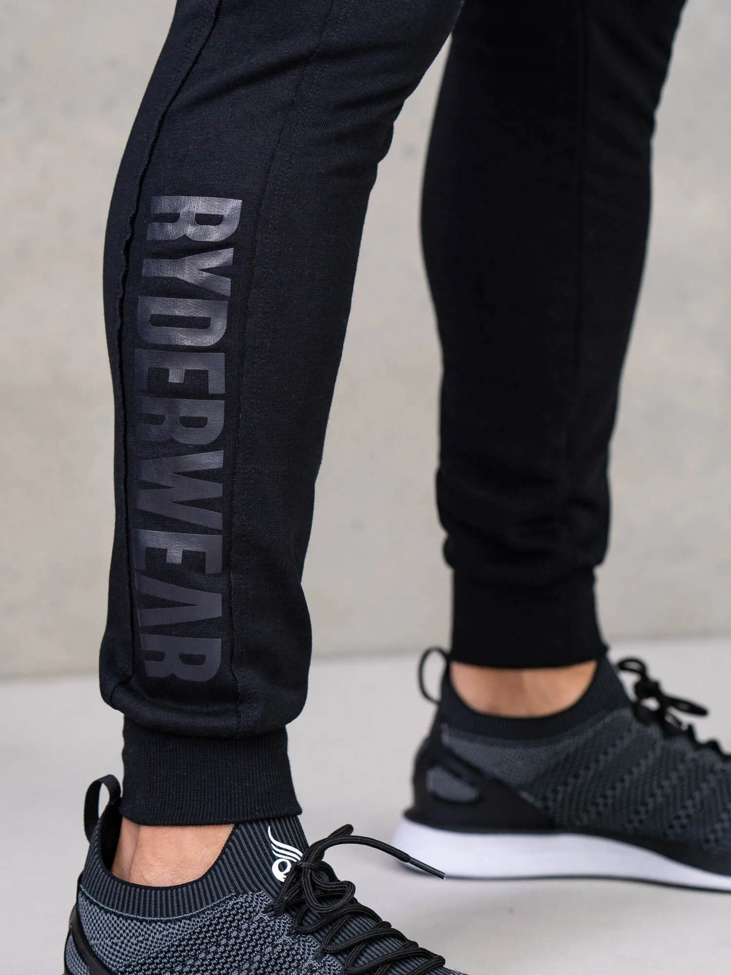 Force Track Pant - Black