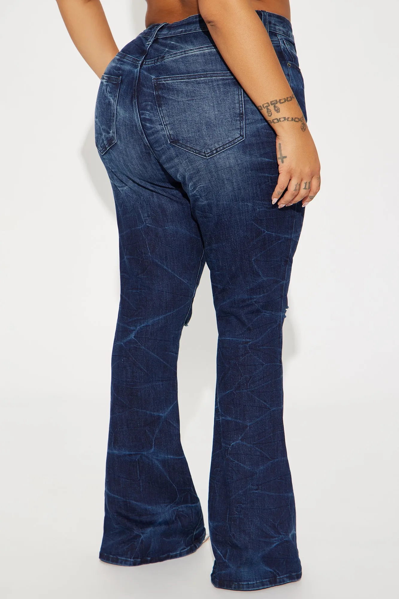 Get The Memo Stretch Flare Jeans - Dark Wash