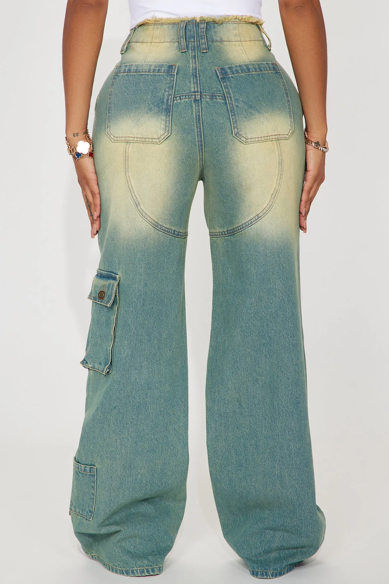 Needs No Introduction Tinted Baggy Jeans - Vintage Wash