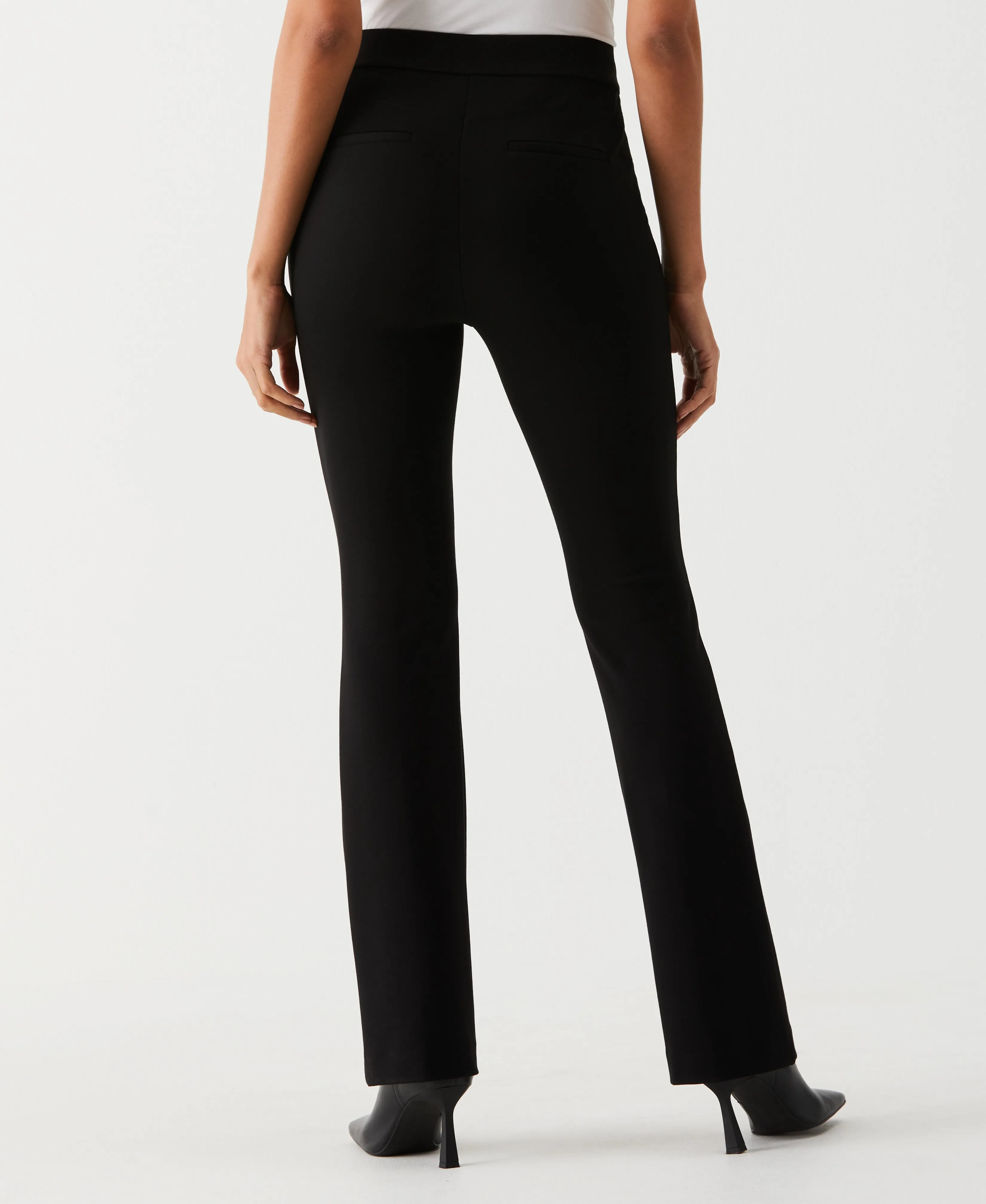 Petite Boot Cut Pull-On Pant