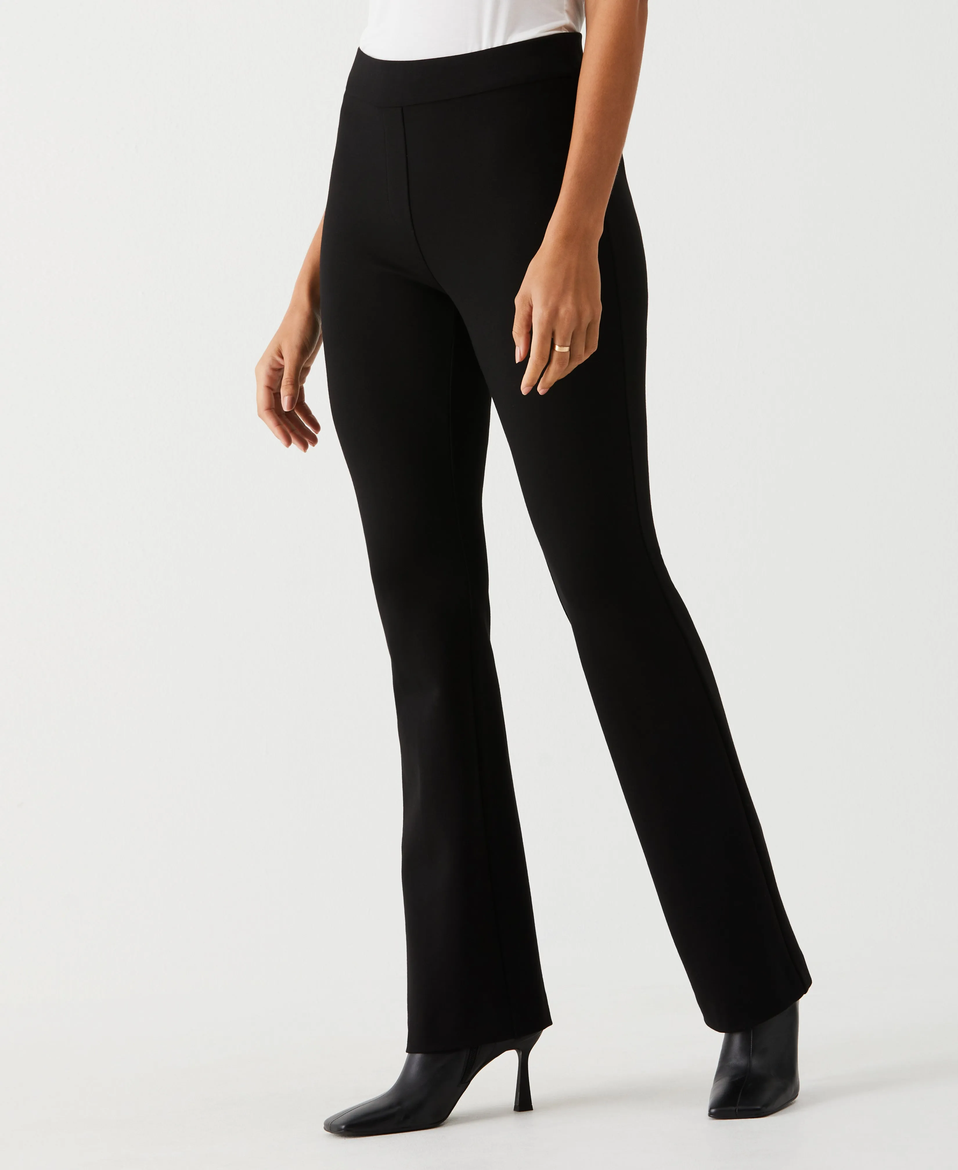 Petite Boot Cut Pull-On Pant