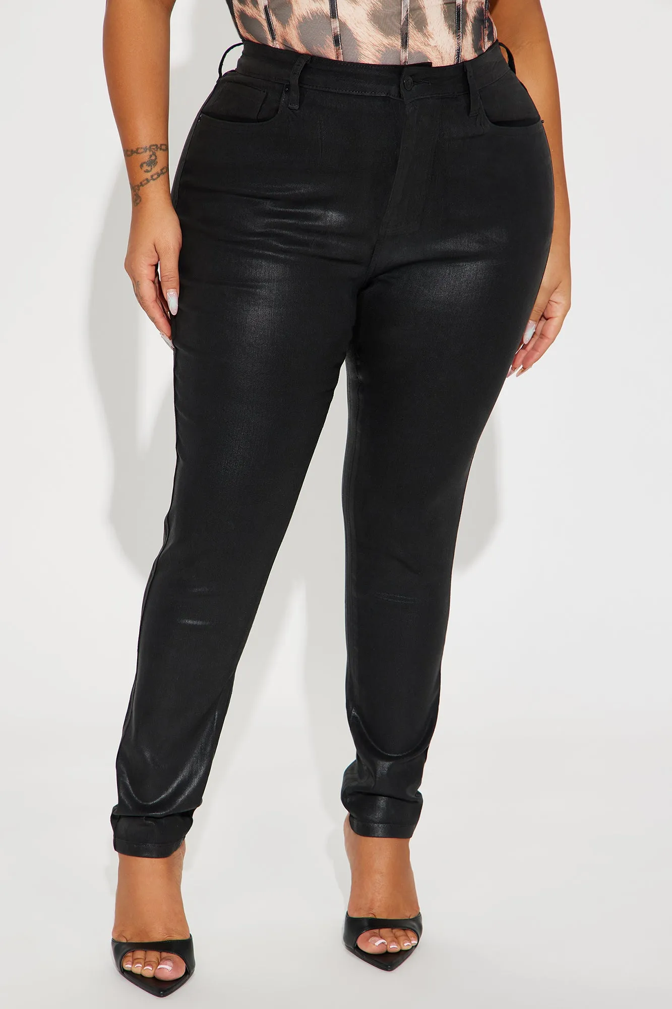 Showstopper Coated Stretch Skinny Jeans - Black