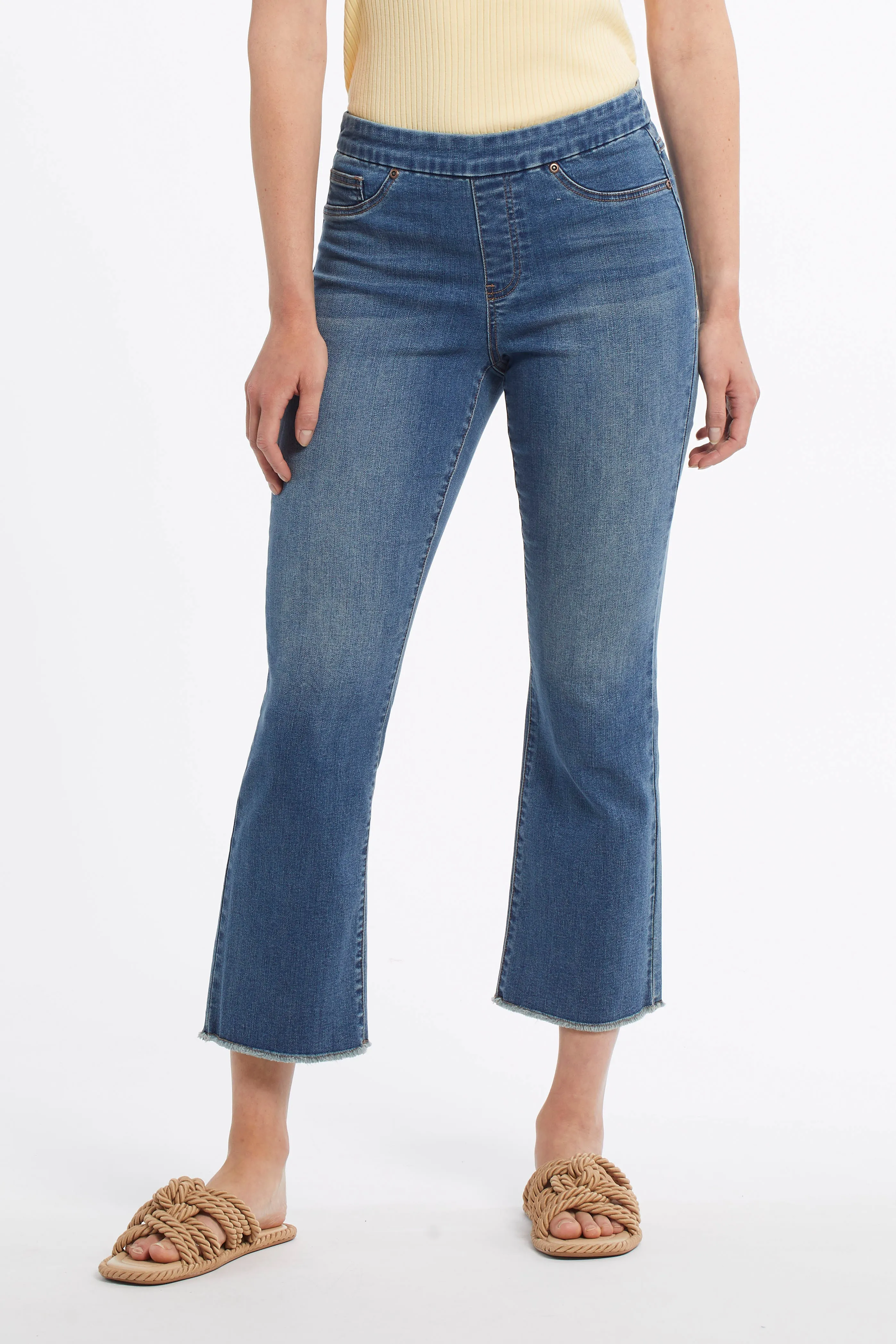 Tribal Audrey Pull On Straight Crop Jeans