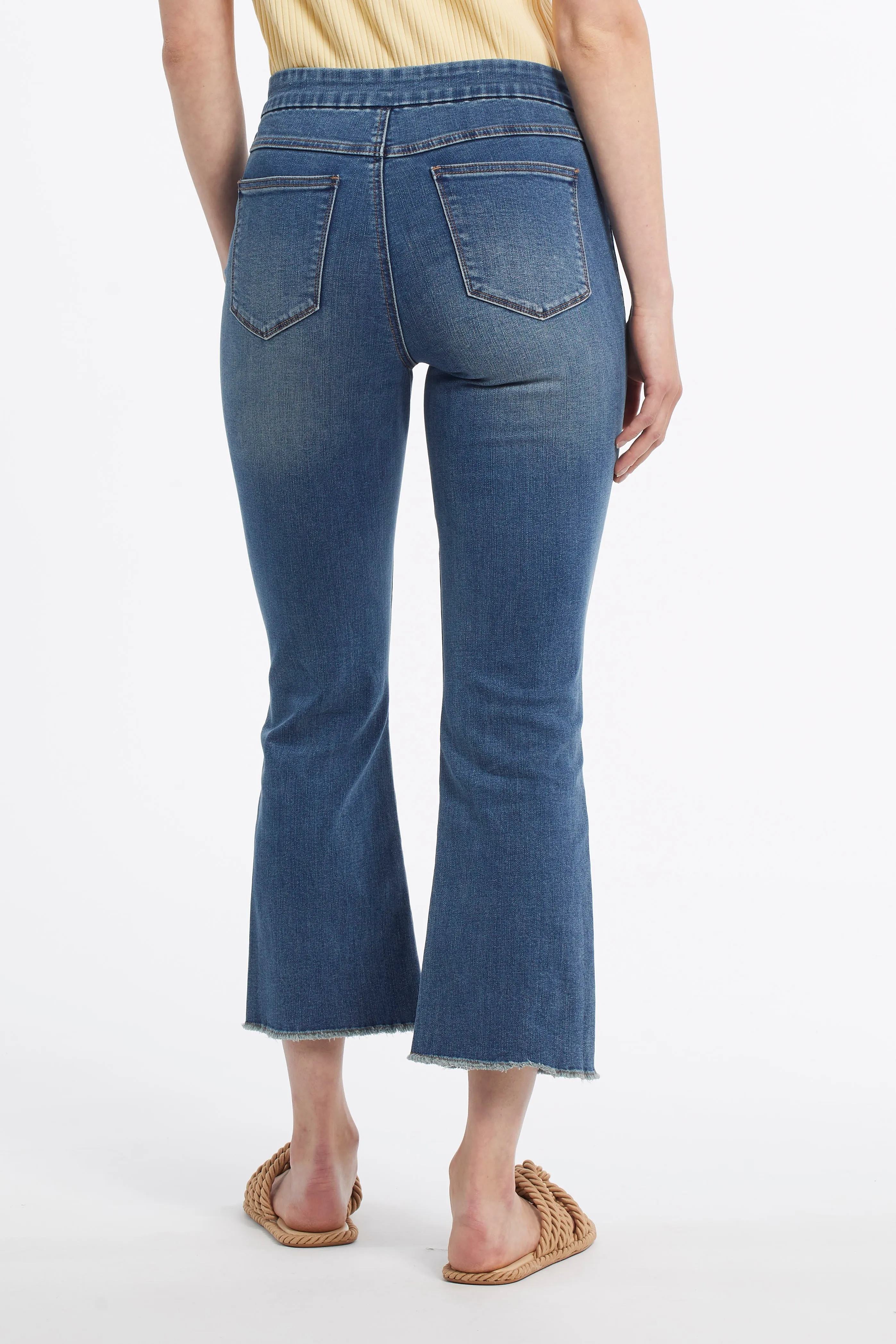 Tribal Audrey Pull On Straight Crop Jeans